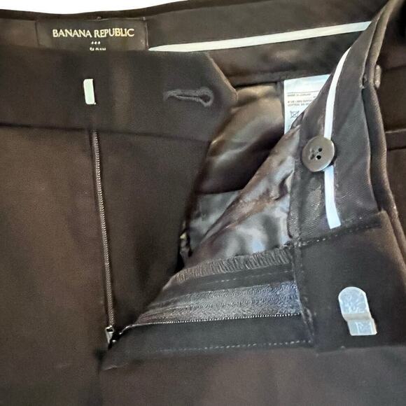 BANANA REPUBLIC Factory Black Sloan Pants. Two pairs, Size 8 and 6. - Picture 6 of 8